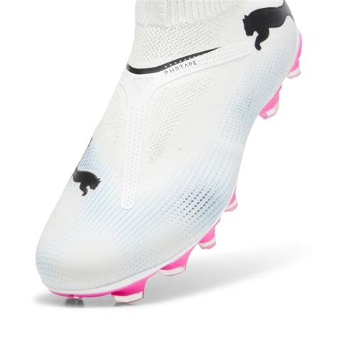 FUTURE 7 MATCH FG/AG voetbalschoenen zonder veters .